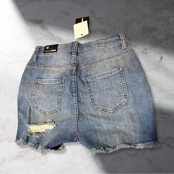 Out The Friend Zone Distressed Denim Shorts In Medium Blue Wash Size M - Picture 5 of 6